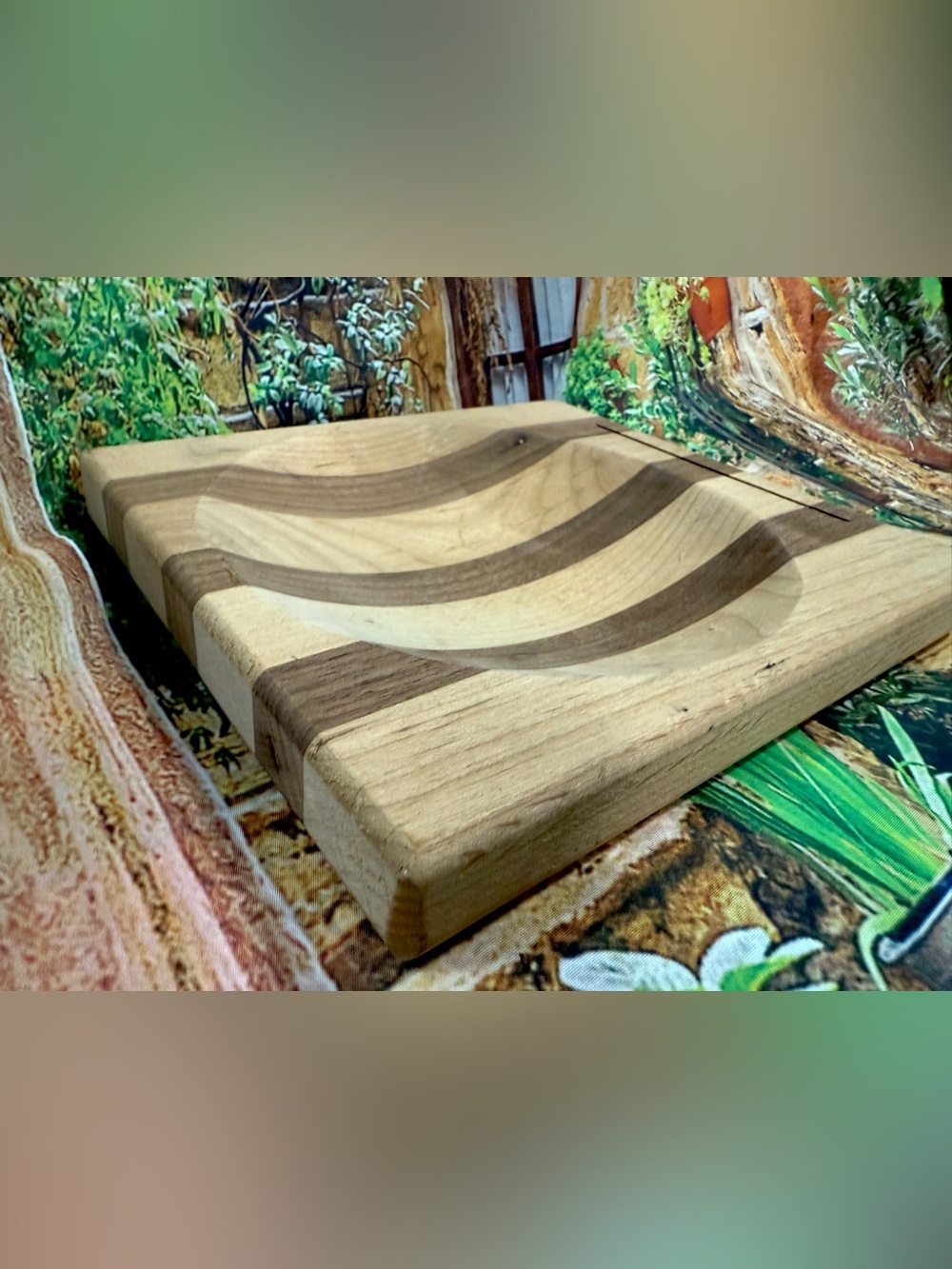The Ulu Factory Alaska Birch & Walnut Stripe Chopping Bowl Board Hand Made